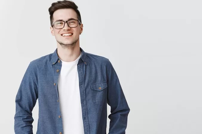 Ilustrasi pria yang sangat memperhatikan penampilan.