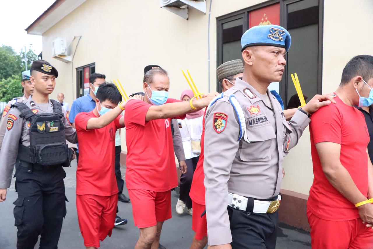 GELANDANG: Polres Jepara ringkus lima pengedar narkoba.