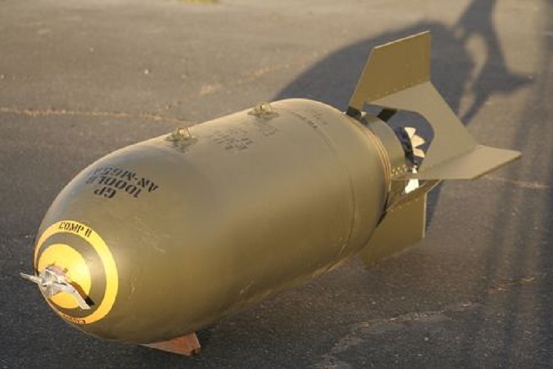 Ilustrasi Bom M65