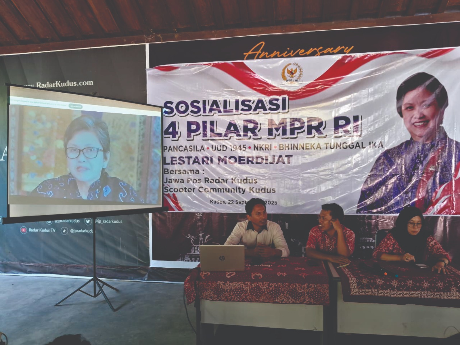 Wakil Ketua Majelis Permusyawaratan Rakyat (MPR) Lestari Moerdijat mengingatkan pentingnya menumbuhkan kembali rasa nasionalisme dalam kehidupan berbangsa dan bernegara.