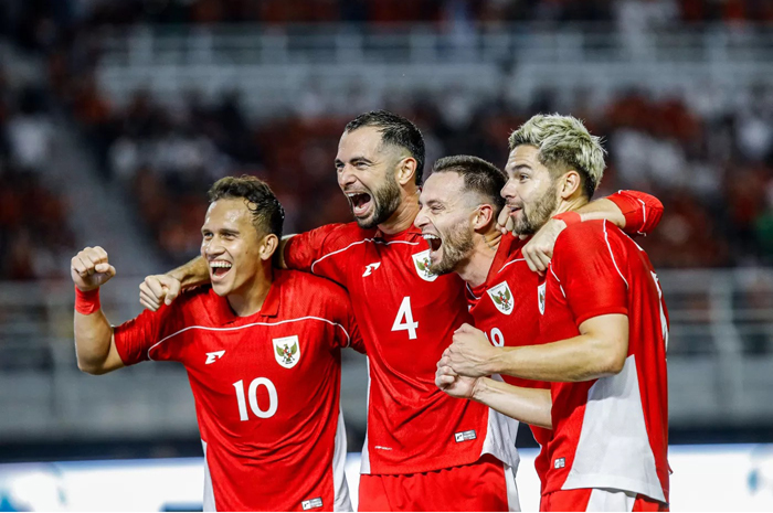 Pemain Timnas Indonesia berselebrasi usai menjebol gawang Chinase Taipei dalam International Friendly Match di Stadion Gelora Bung Tomo, Surabaya.