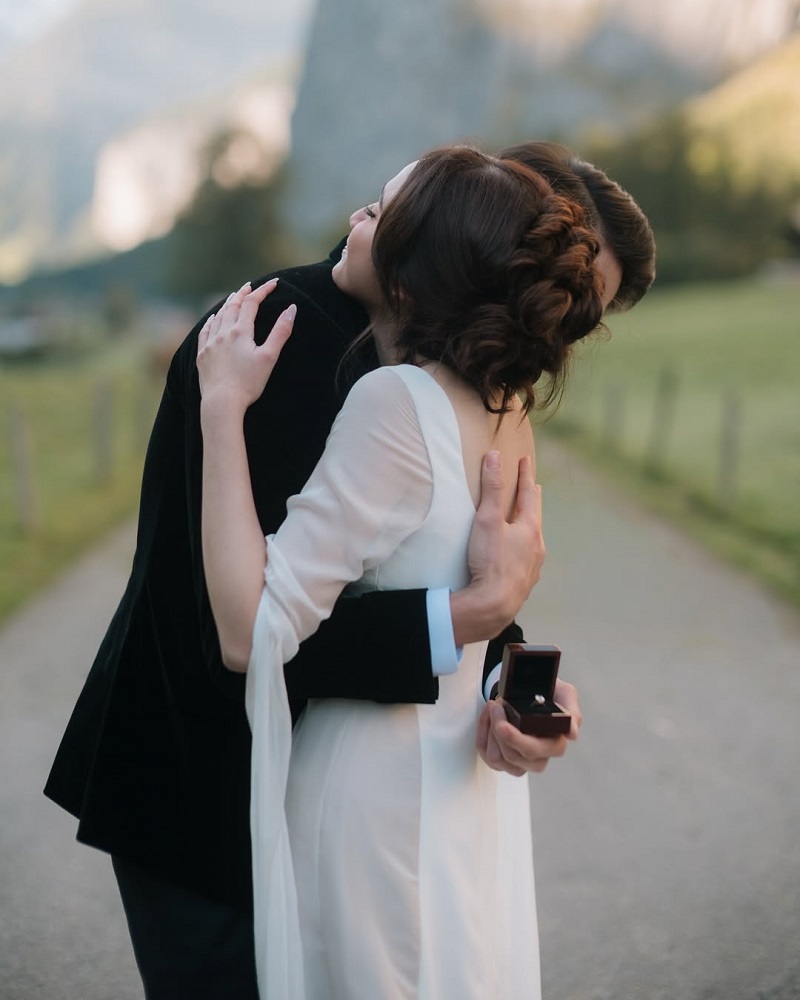 Momen El Rumi Lamar Syifa Hadju di Switzerland Bikin Netizen Heboh: Romantis Banget!