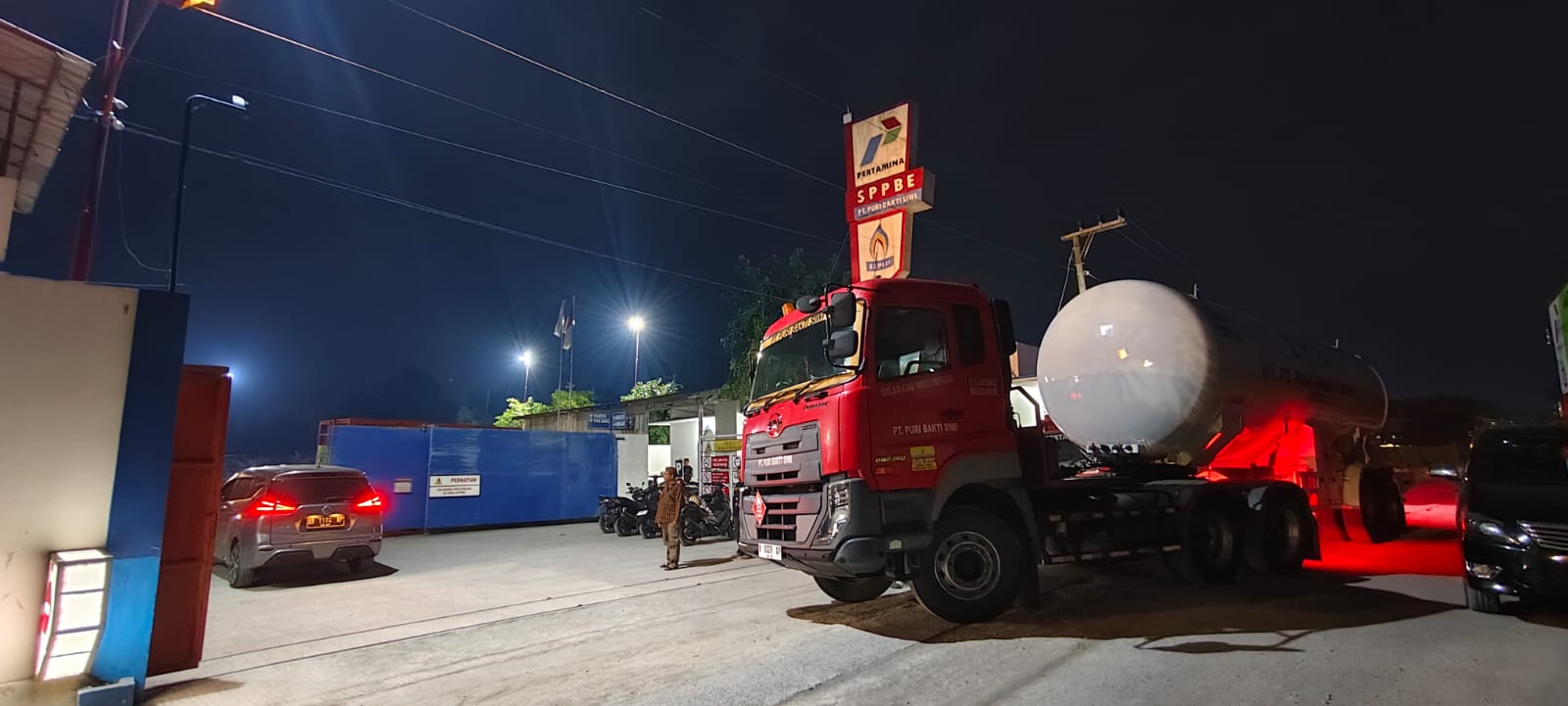Kejadian meledaknya pengisian gas LPG 3 kilogram di SPBE Putat tidak mengganggu distribusi gas LPG ke warga masyarakat Grobogan