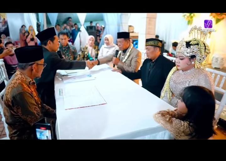 Potret pernikahan Shela Arika dan Tarman