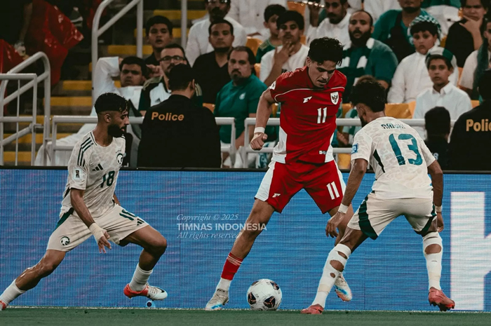 Timnas Indonesia saat melawan Arab Saudi di putaran keempat Kualifikasi Piala Dunia 2026 zona Asia.
