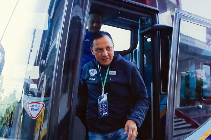 TUGAS BARU: Manajer Persiku Kudus Widoro Heriyanto saat menjadi Pelatih Persiku Junior. &nbsp;