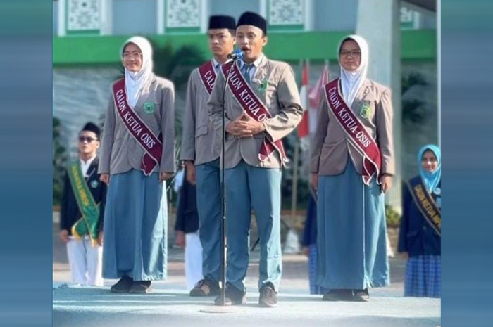 Akhdan Arif Athaya, Siswa MAN 2 Kudus&nbsp;saat berorasi pada pemilihan calon ketua OSIS