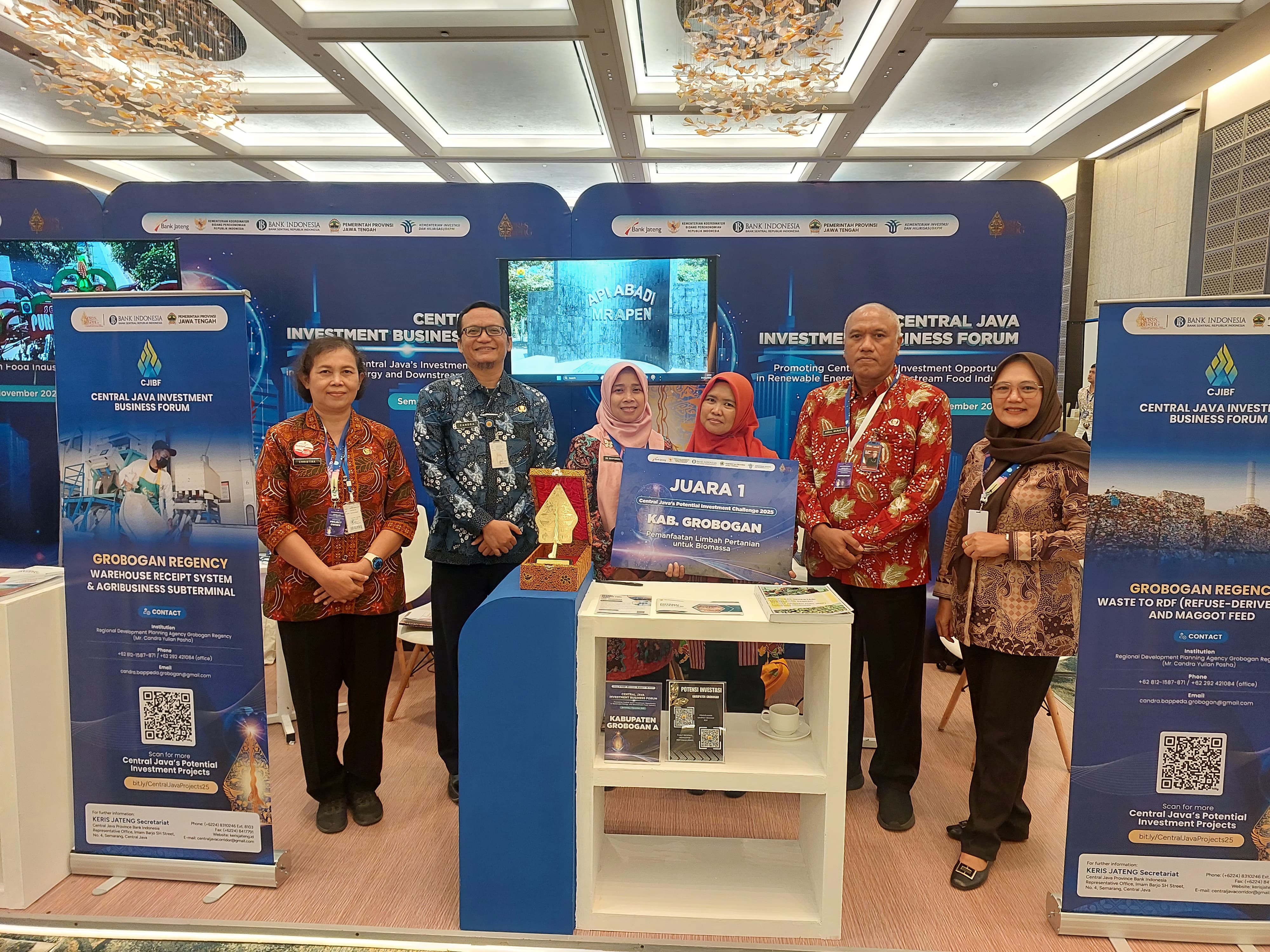 INVESTASI: Pemkab Grobogan saat meraih juara I CJIBF 2025 di Semarang.