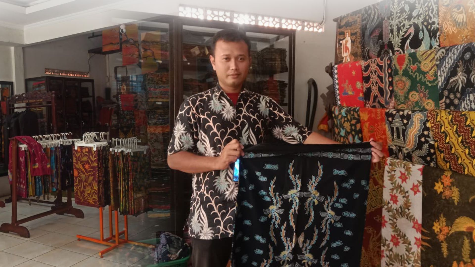 Kunjunan ke batik pesantenan Mojomulyo. Tambakromo Pati
