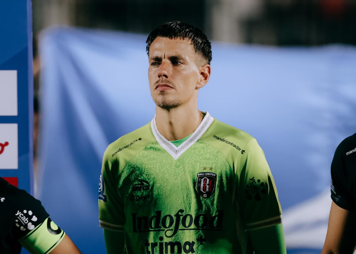 Mike Hauptmeijer Ungguli Ernando Ari jadi Kiper yang Paling Banyak Lakukan Penyelamatan