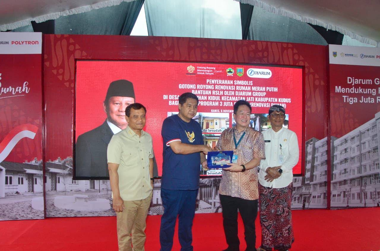 Bantuan perbaikan rumah yang merupakan program corporate social responsibility (CSR) dari PT Djarum dan Pemprov Jateng