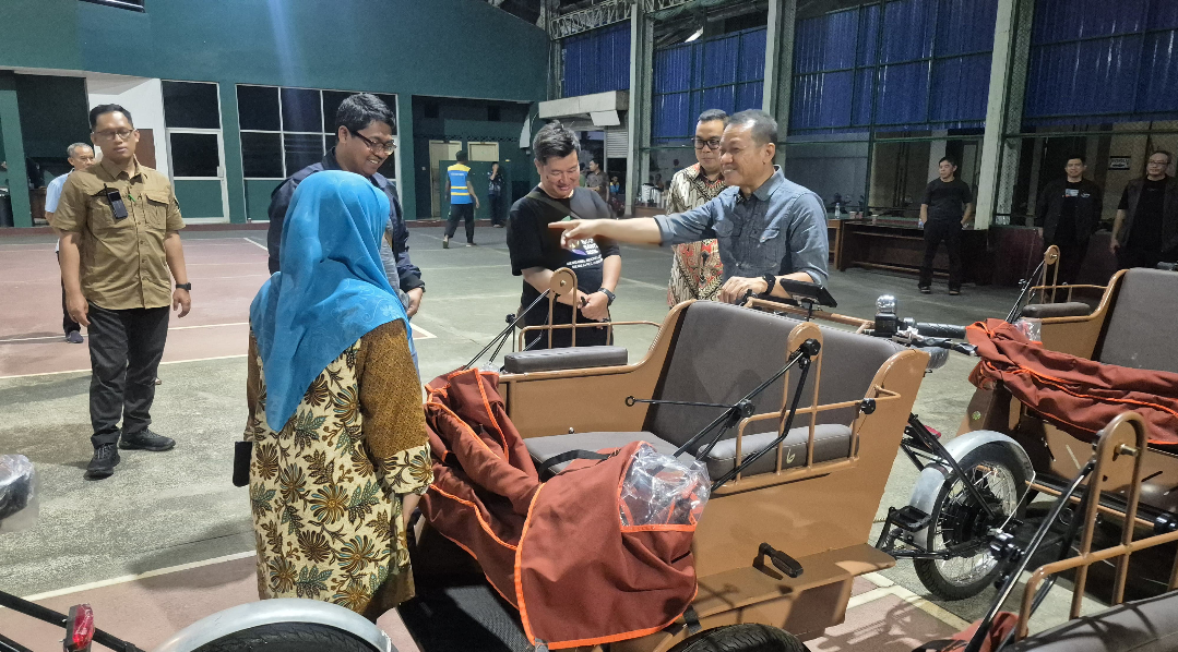 TINJAU: Bupati Kudus, Sam