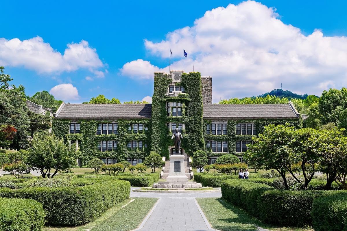 Potret keindahan Universitas Yonsei