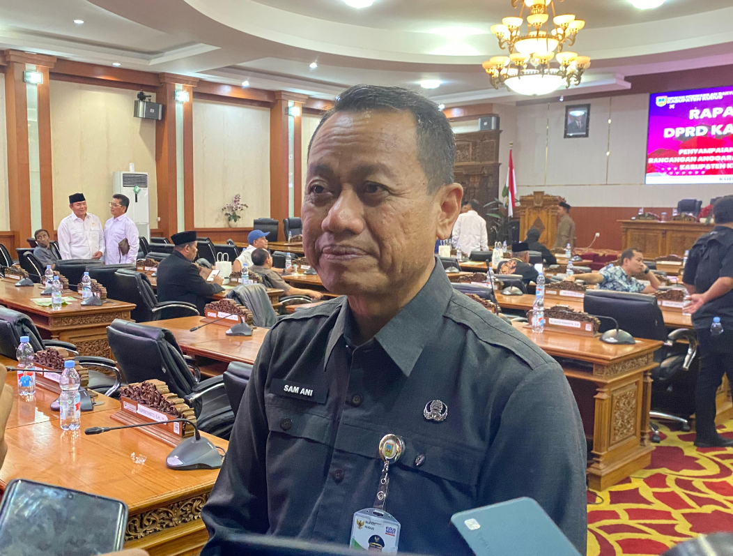 Bupati Kudus Sam&rsquo;ani Intakoris.