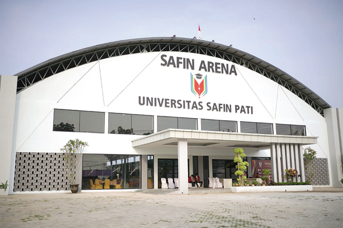PENDIDIKAN: Universitas Safin Pati (USP) ratusan mewisuda di Safin Arena pada Sabtu (15/11).