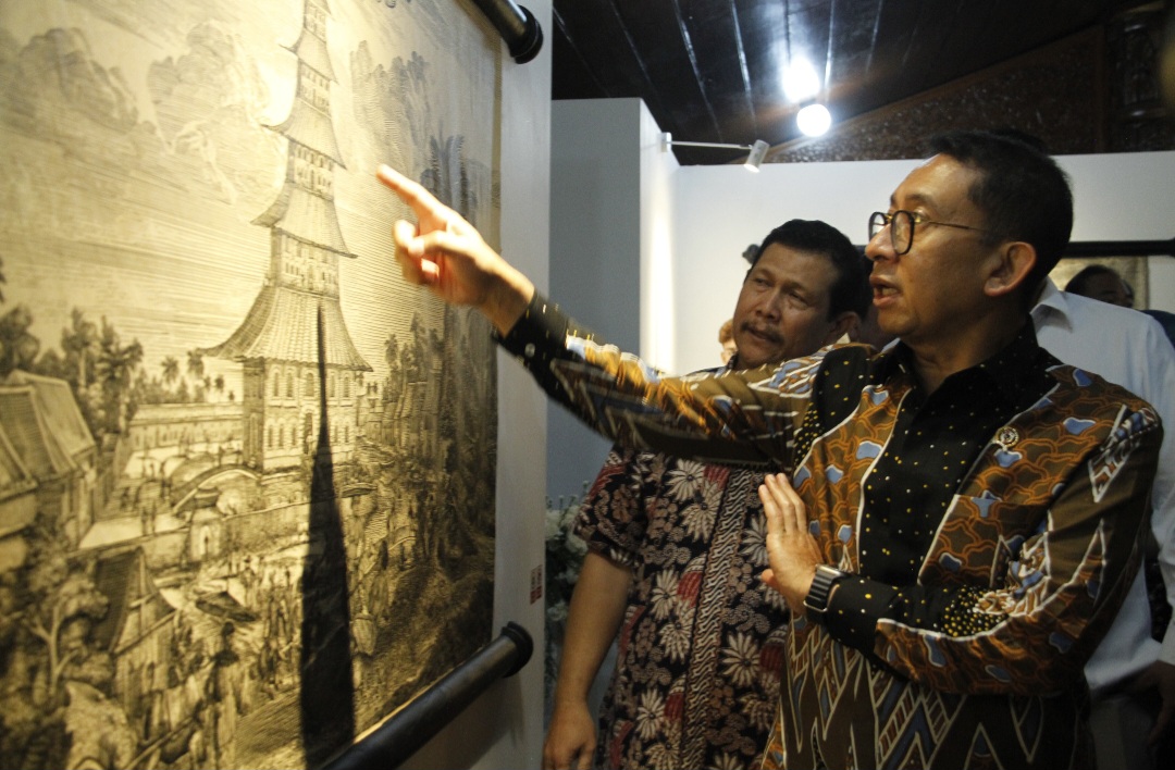 KUNO: Fadli Zon menilik ilustrasi suasana Jepara masa lampau.