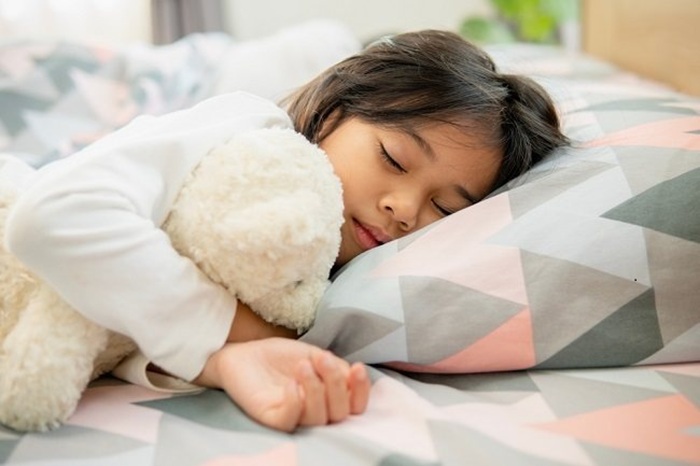 Ilustrasi Anak Tidur