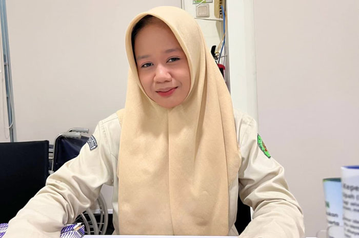 Natasya Angelia Putri (17), siswi SMK NU Ma&rsquo;arif Kudus, merasakan manfaat program JKN.