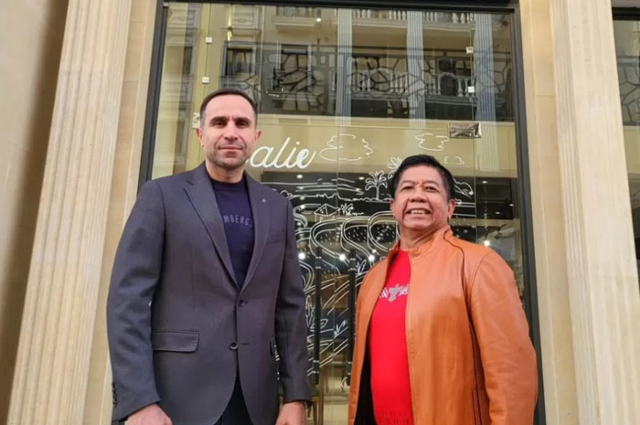 Timur Kapadze (kiri) saat bertemu dengan Effendy Gazali di Uzbekistan beberapa waktu lalu.