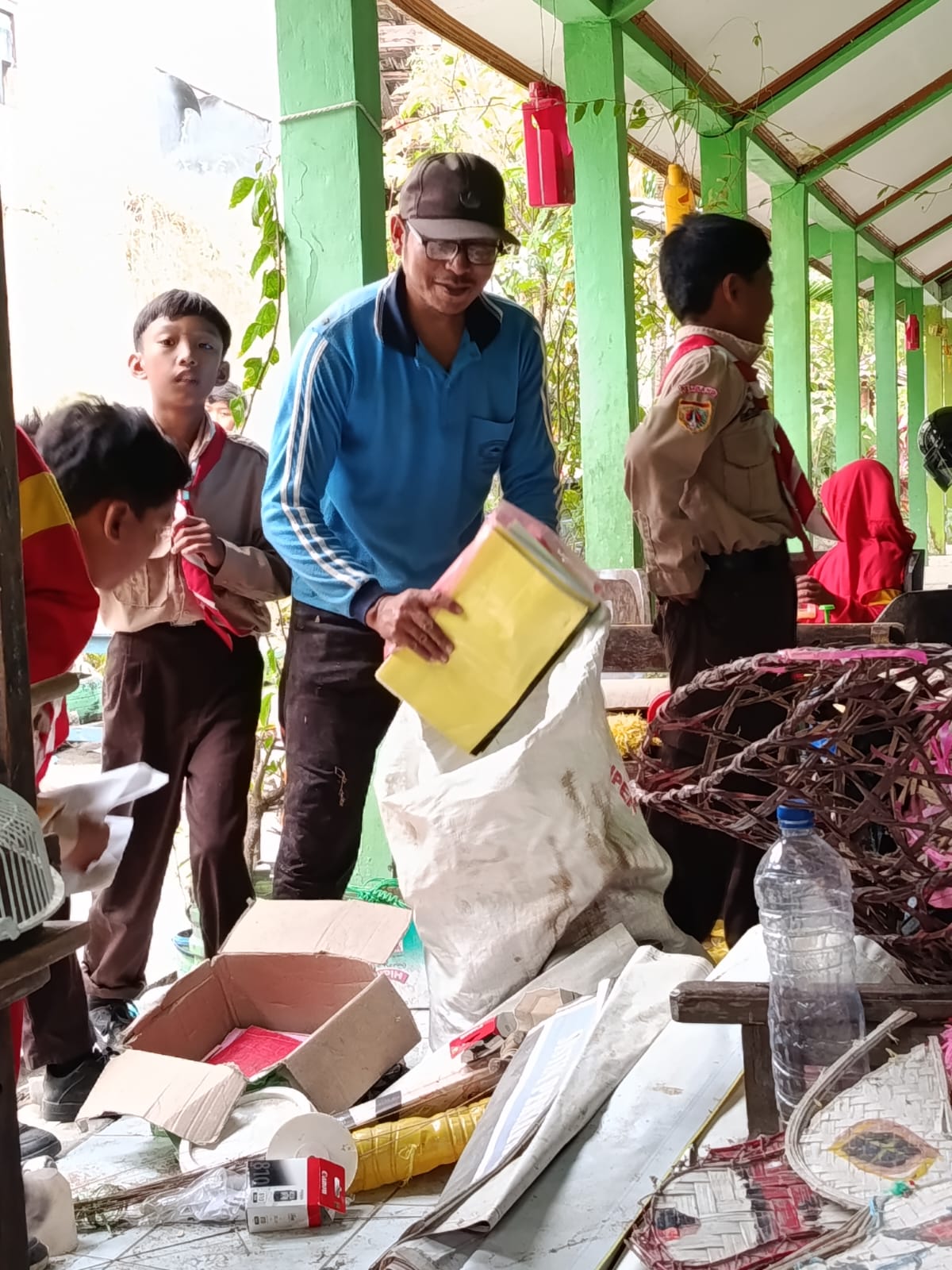 PRODUKTIF: Aktifitas kegiatan anggota Bank Samppah Sidoberkah, desa Sidomulyo, Kecamatan Kaliori.