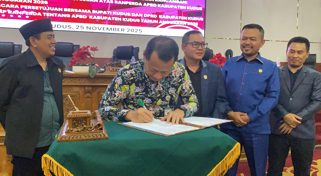 SAH: Bupati Kudus Sam