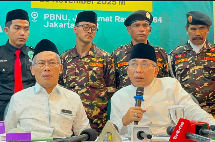 Ketum PBNU KH Yahya Cholil Staquf menggelar silaturahmi bersama para alim ulama di tengah memanasnya isu pemakzulan yang mencuat usai Rapat Harian Syuriyah beberapa hari lalu.