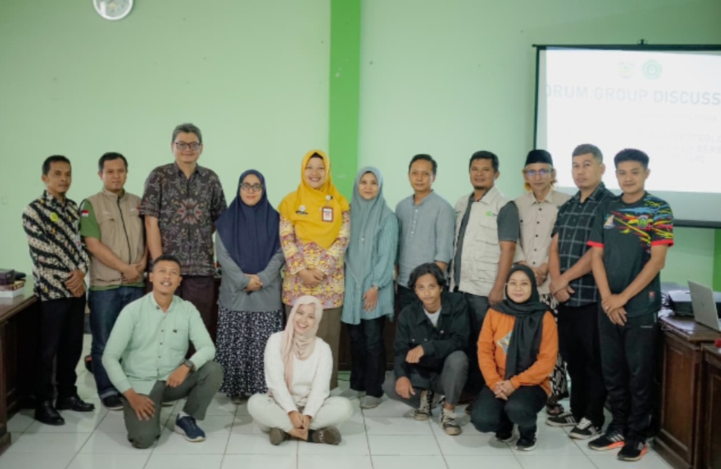 PEDULI LINGKUNGAN: Para peserta FGD menggali dan merumuskan gagasan strategis berbasis nilai keagamaan dan kearifan sosial dalam menghadapi persoalan sampah di Kabupaten Jepara.