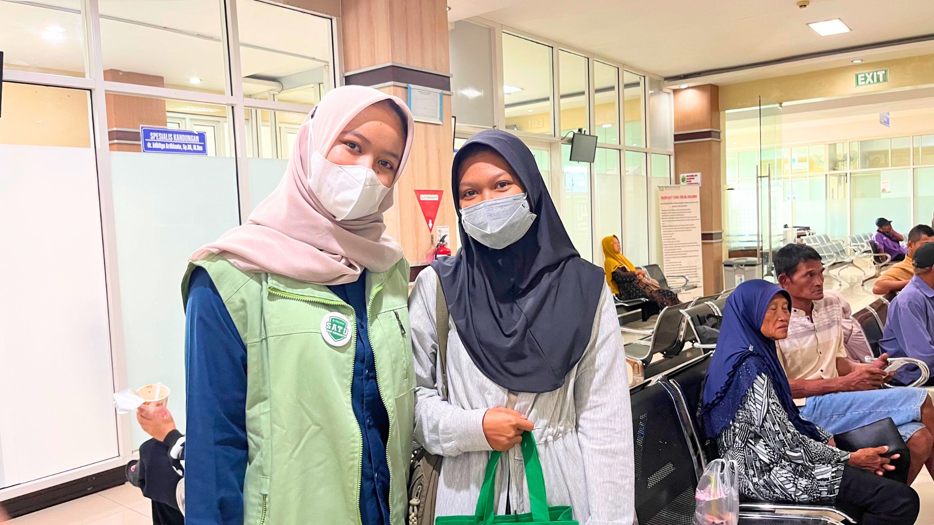 Salsabila Tsaniatul (18), peserta JKN yang berjuang melawan penyakit hipertiroid dan gerd