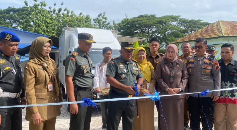 DIBUKA: Peresmian SPPG Yonif 410 Alugoro oleh komandan korem (Danrem) 073/Makutarama, Kolonel Arm Ezra Natanael, Selasa (16/12)