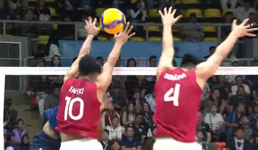 Blocking pemain Timnas voli putra Indonesia vs Thailand  SEA Games 2025