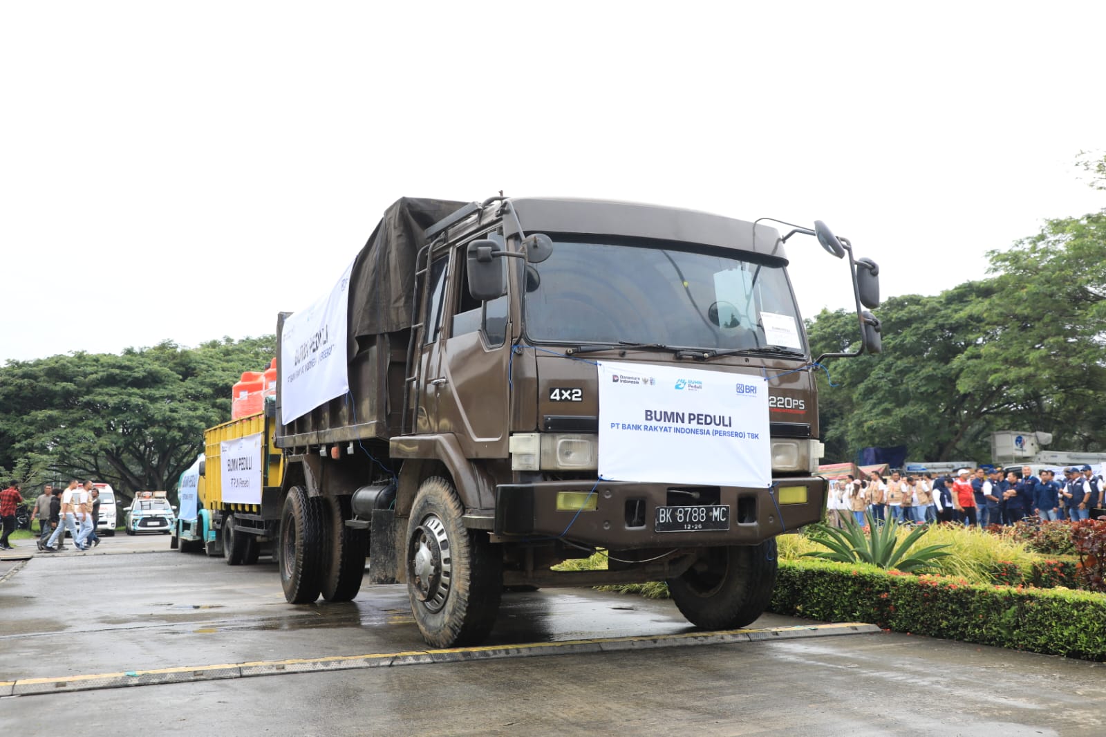 BUMN Peduli: Truk pembawa bantuan kemanusiaan untuk mendukung penanganan tanggap darurat dan pemulihan bencana