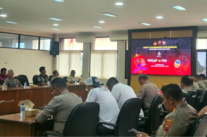 Polres Jepara&nbsp;menggelar rapat koordinasi pengamanan laga Liga 1 BRI Super League&nbsp;antara Persijap Jepara melawan PSIM Jogja&nbsp;di aula Mapolres Jepara.