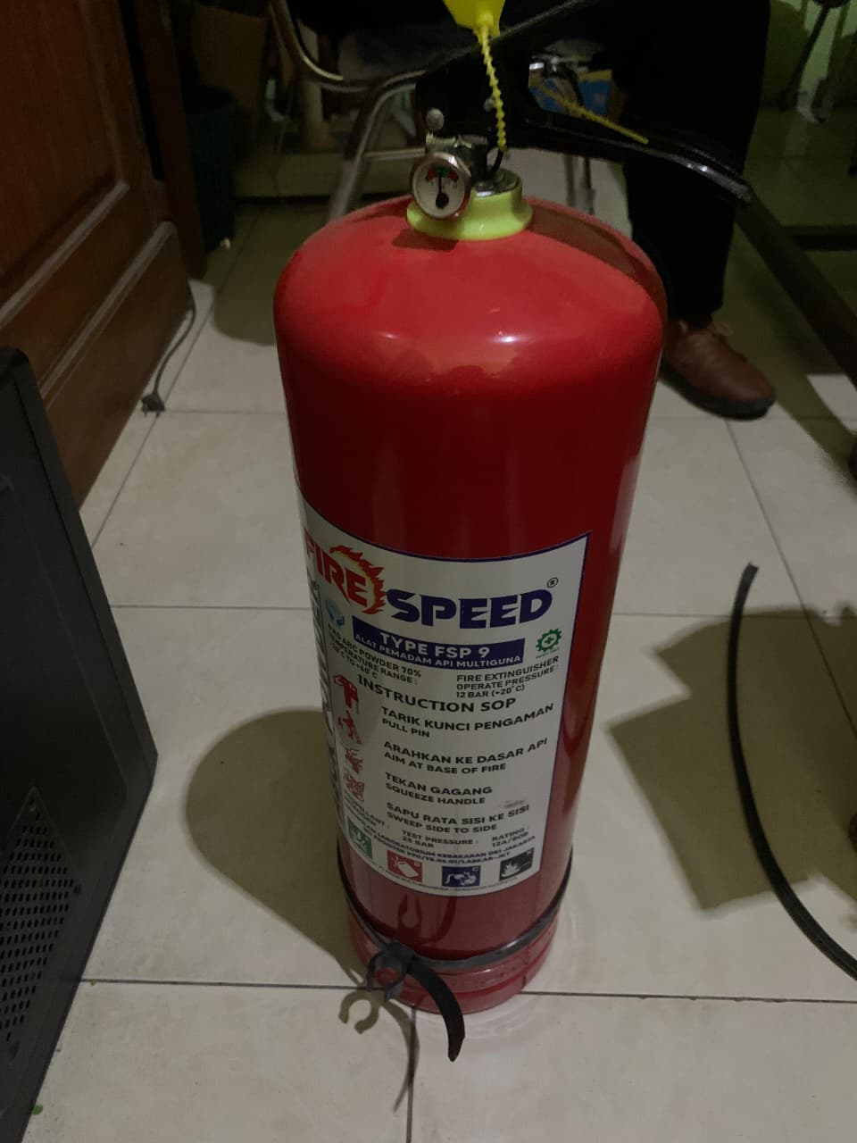 MAHAL: Pengadaan Apar di sekolahan menuai polemik karena diduga ada mark-up