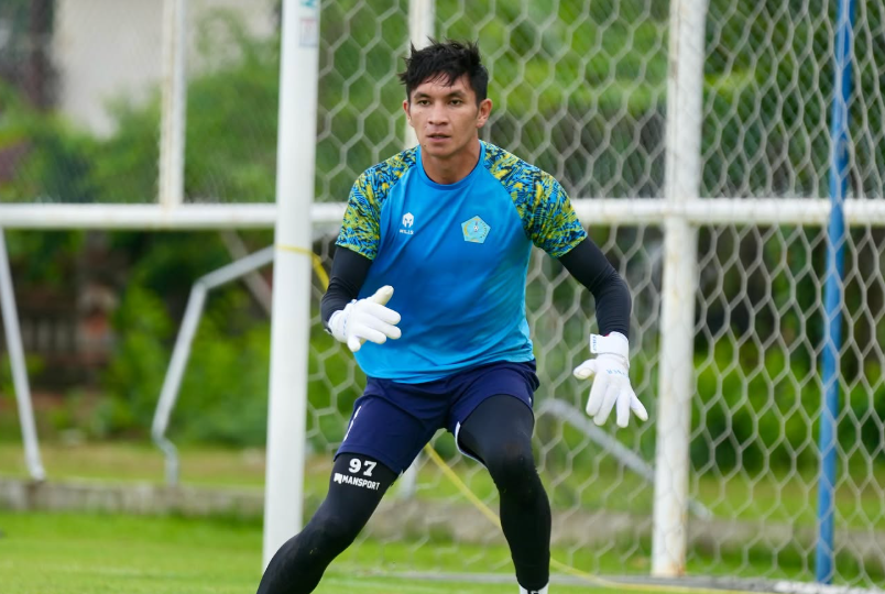 Kiper baru PSIS Semarang, Mario Londok yang ditransfer dari Persela Lamongan
