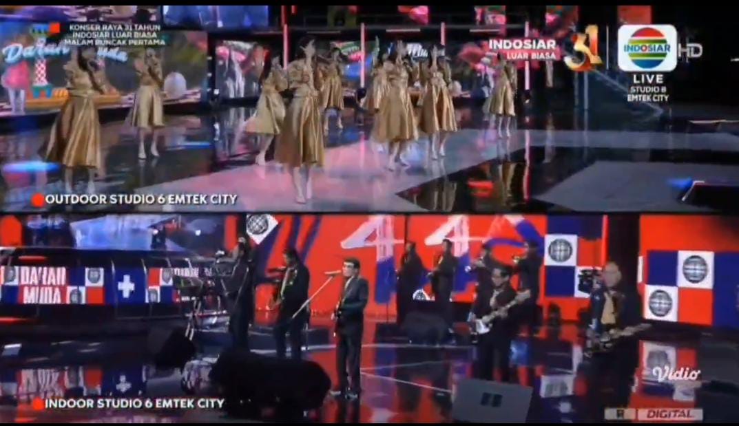 Penampilan JKT48 dengan Rhoma Irama