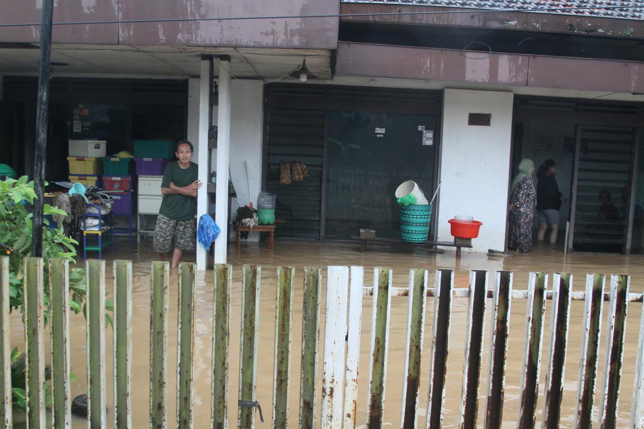 WASPADA: Rumah warga yang terendam di Desa Ngembalrejo, Kudus.