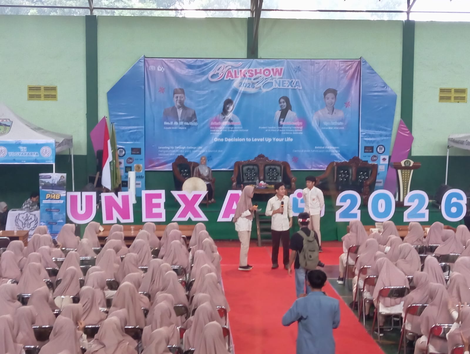 ANTUSIAS: Talkshow Unexa MAN 1 Jepara 2026 menghadirkan alumni yang magang di luar negeri hingga Presiden BEM UGM.