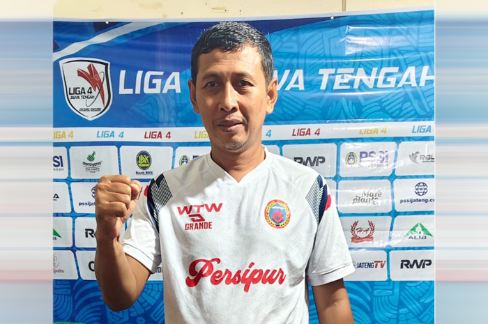 Wahyu Teguh, Pelatih Persipur Purwodadi