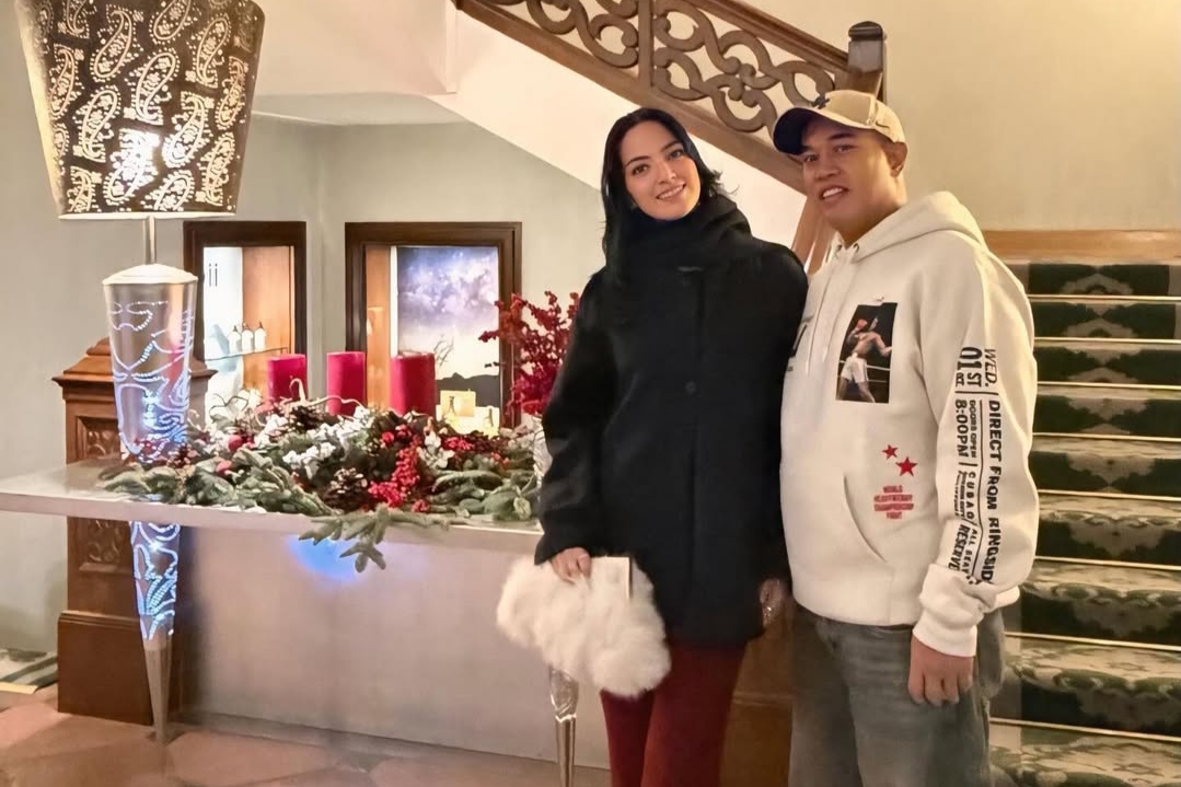 Nia Ramadhani & Ardi Bakrie tampak bahagia bersama