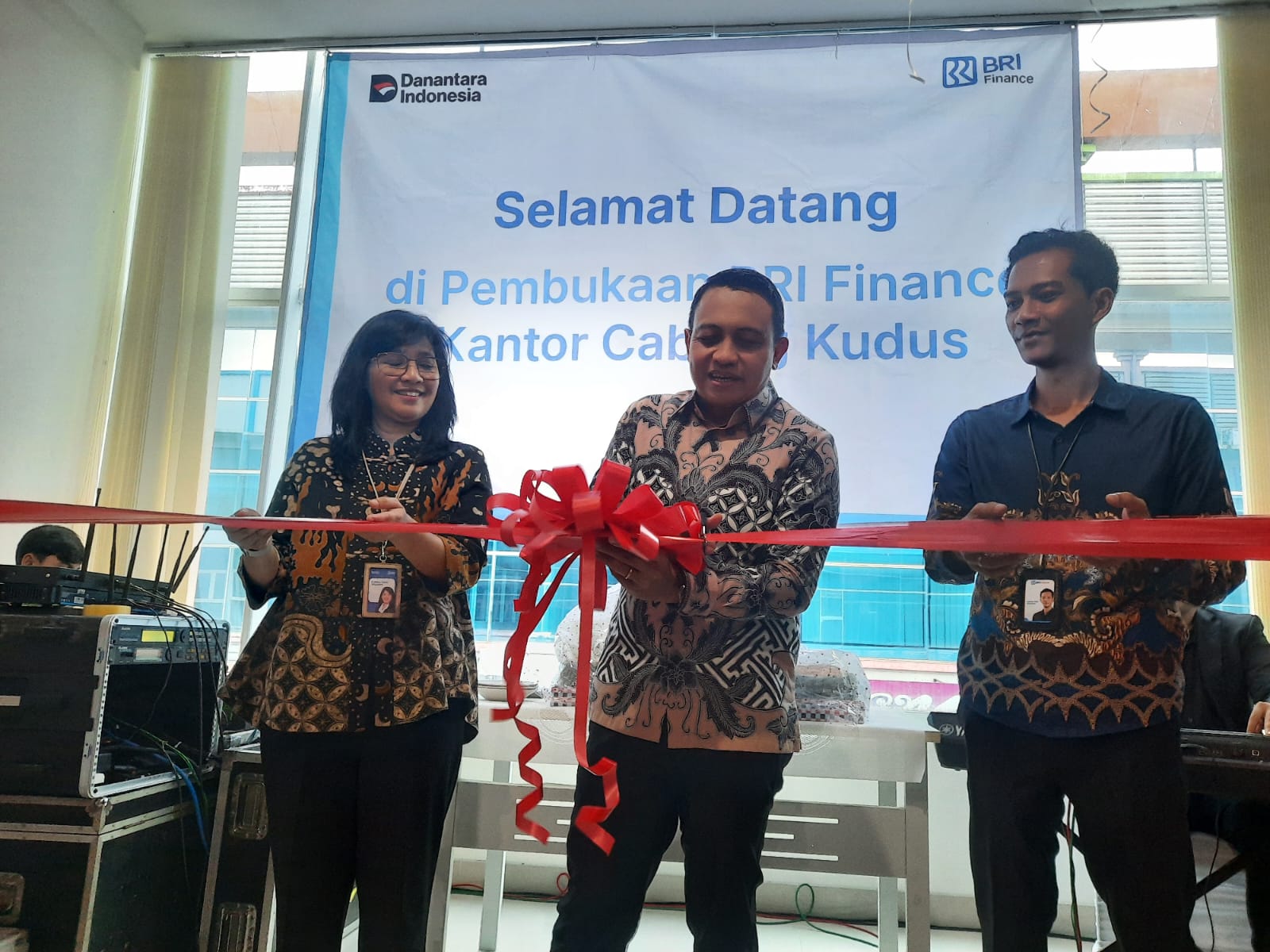 Gusjigang Jadi Daya Tarik, BRI Finance Resmi Buka Kantor Cabang di Kudus