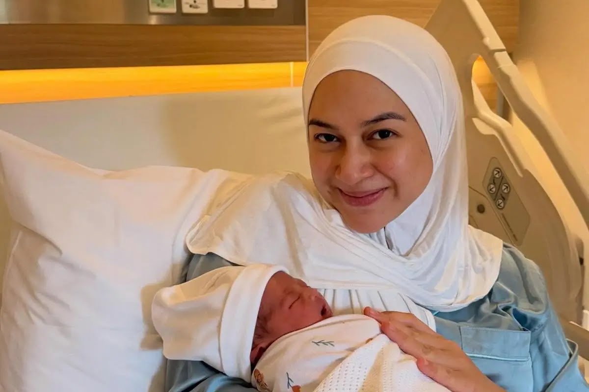 Nina Zatulini melahirkan anak keempat (Foto: instagram @ninazatulini22)