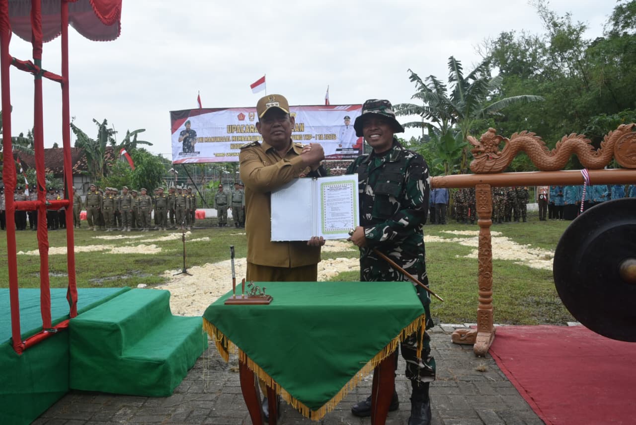 DIBUKA: TMMD Sengkuyung di Desa Mangunrejo Kecamatan Pulokuln resmi dibuka.