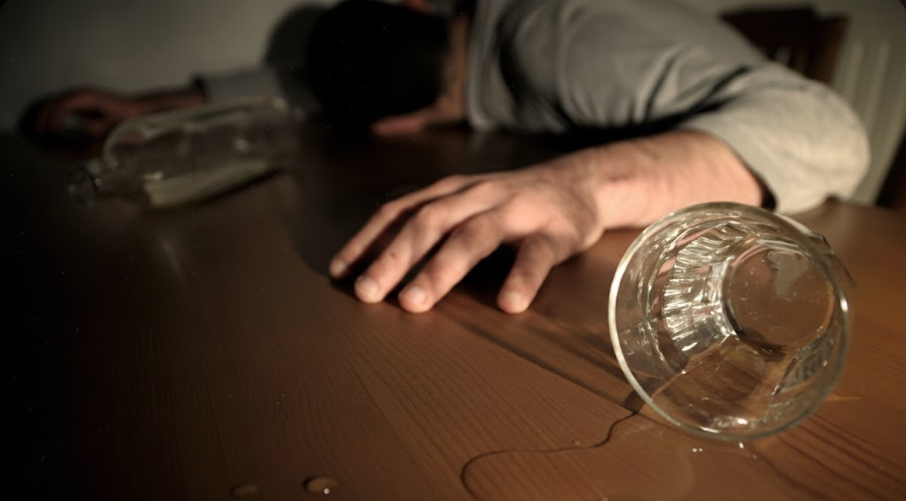 Ilustrasi foto keracunan minuman