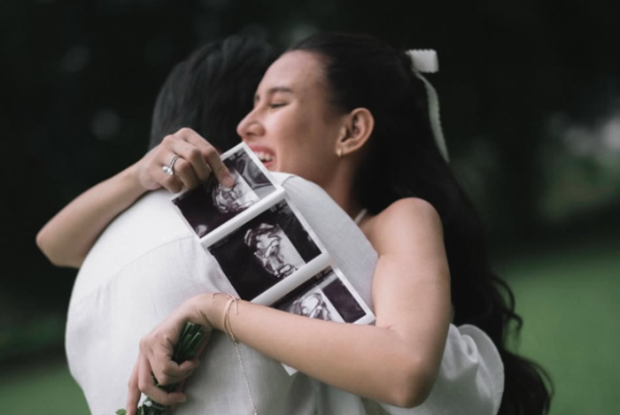Dari Janji Pernikahan ke Janji Kehidupan: Angga Yunanda Sambut Calon Anak di Ultah Pernikahan