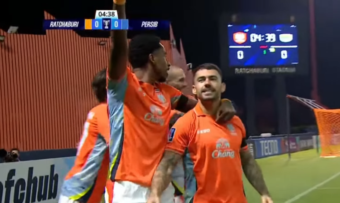 Pedro Tana menjadi momok bagi Persib Bandung, dia berhasil mencetak Brace ke gawang Teja