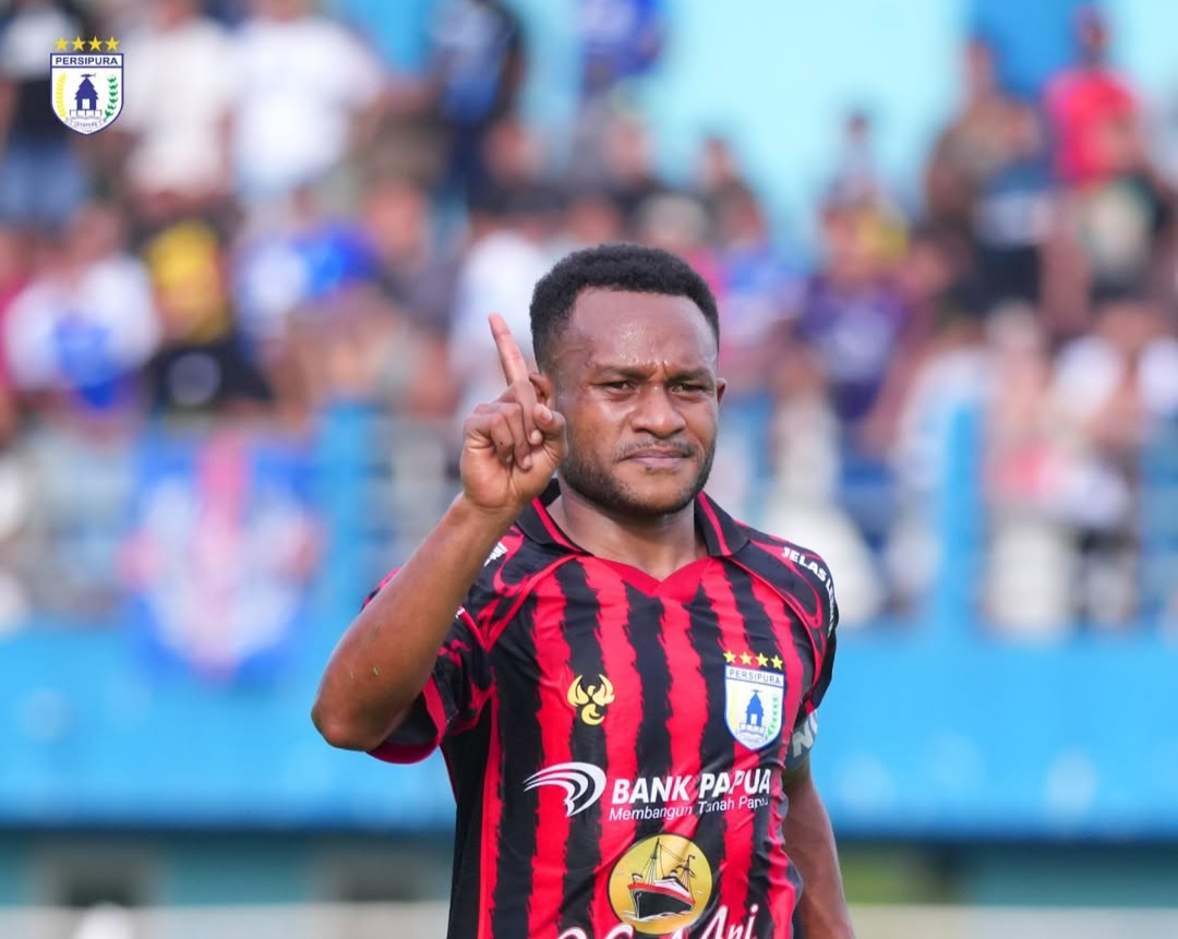 Gunansar Mandowen Pemain Persipura Jayapura
