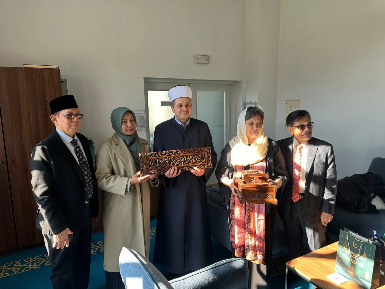 DIPLOMASI: Kunjungan resmi Wakil Ketua MPR RI Lestari Moerdijat bersama  Asisten III Sekda Jepara Florentina Budi Kurniawati ke Bosnia dan Herzegovina.