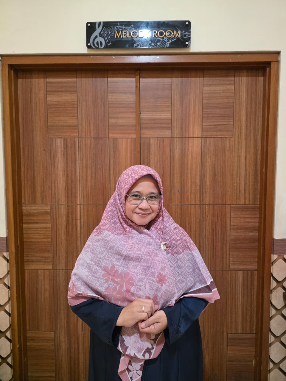  Direktur Utama PT Hanifa Wisata Utama Wiedji Mulyati 
