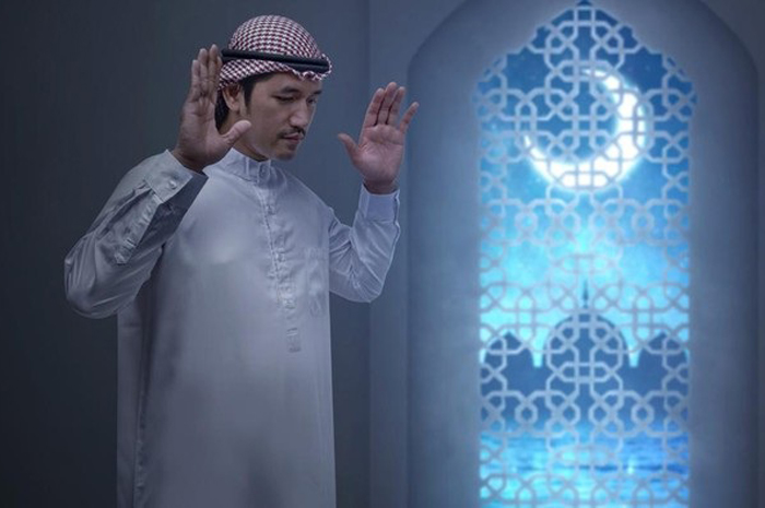 Ilustrasi Takbiratul Ihram. 