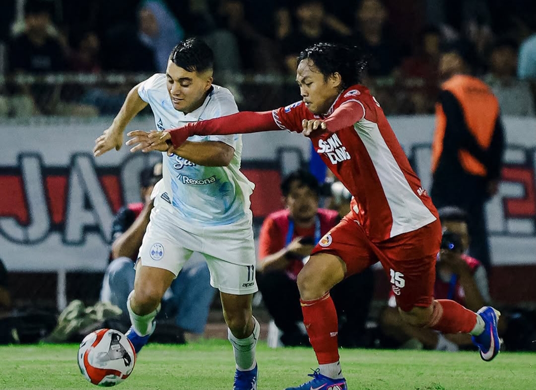 Semen Padang vs PSIM Jogja
